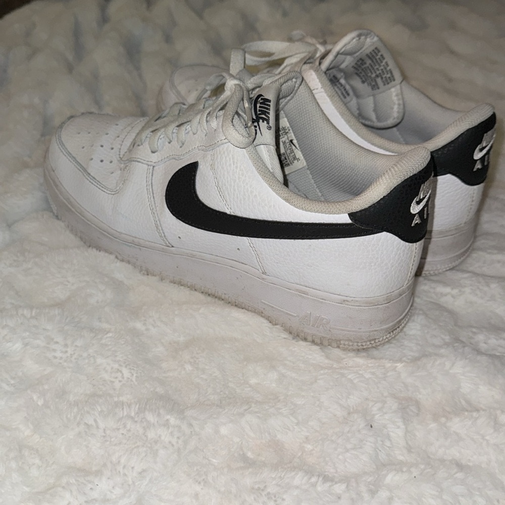 ❤️ NIKE Air Force 1, white with black swoop, size 10.5 men’s - Picture 5 of 10